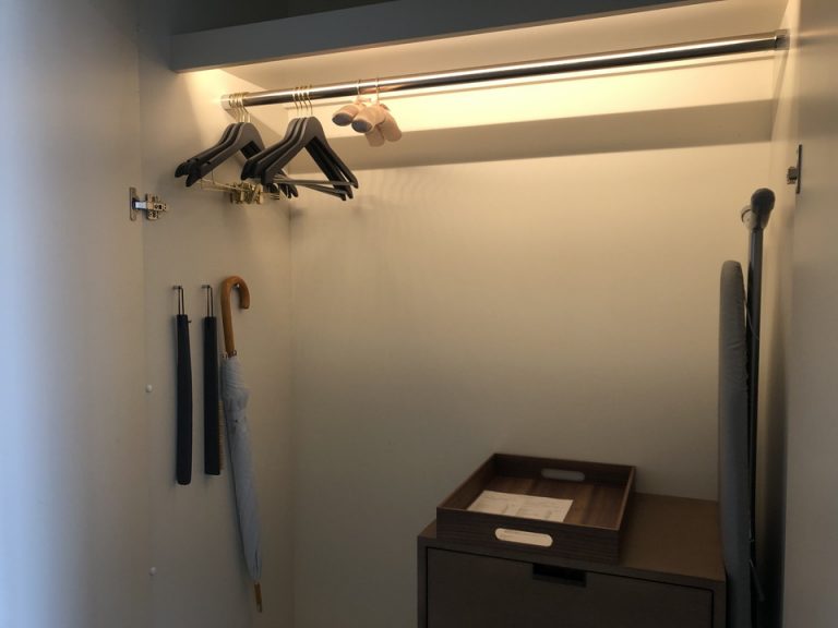 クローゼット開けたver