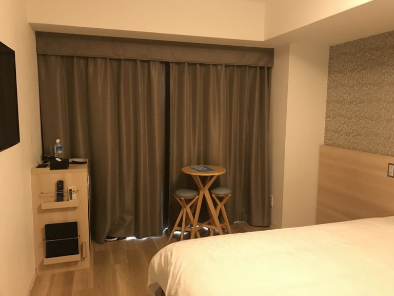 カーテン閉めた状態