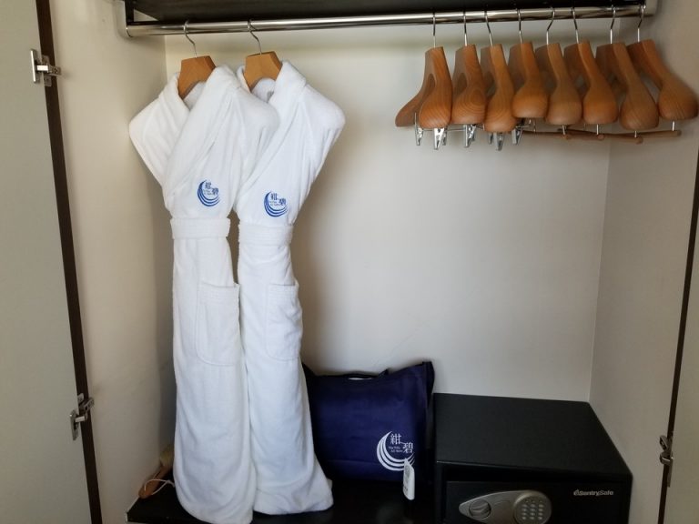 クローゼットの中