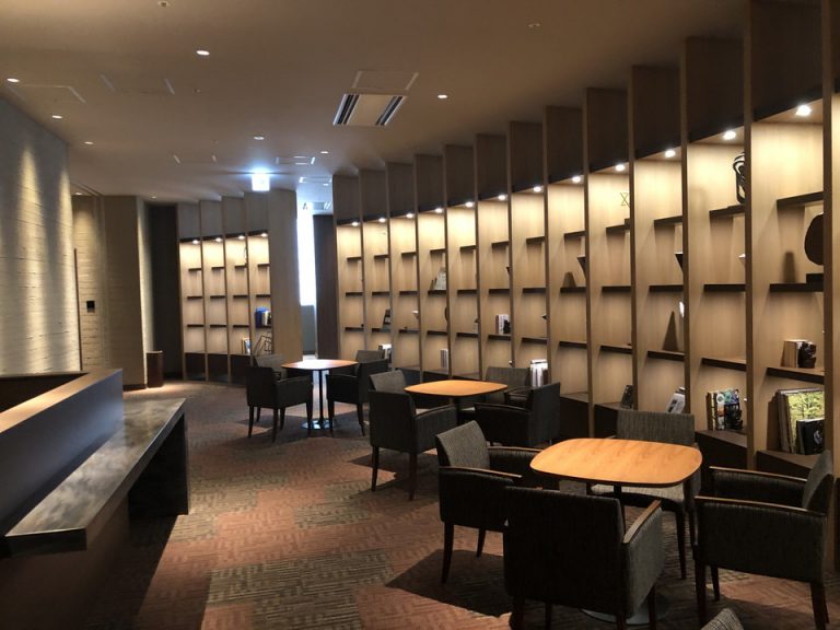 図書館風カフェ2