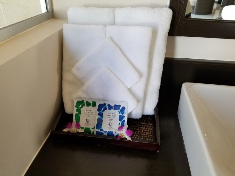 タオルとバスソルト