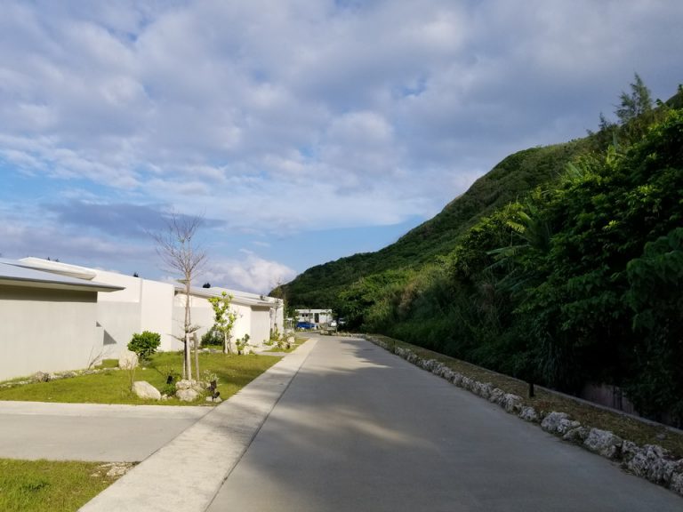 フロントから部屋までは徒歩5分~10分