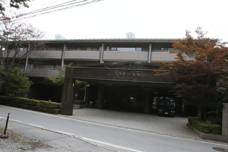 ホテル入口 (2)
