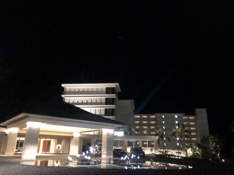 ホテルエントランス(夜ver.)