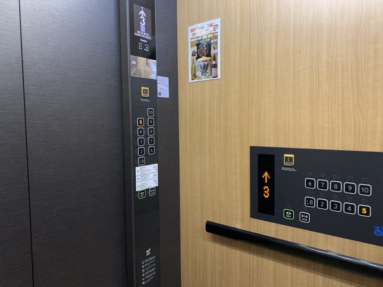 エレベーター階数ボタン(2)