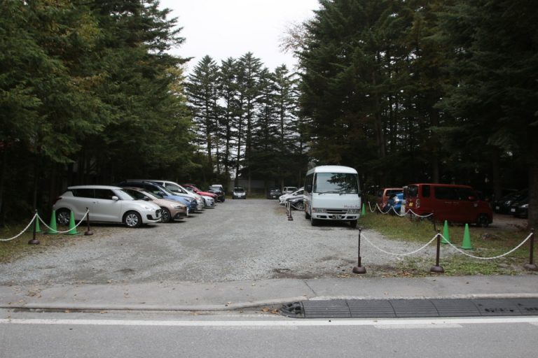 駐車場外
