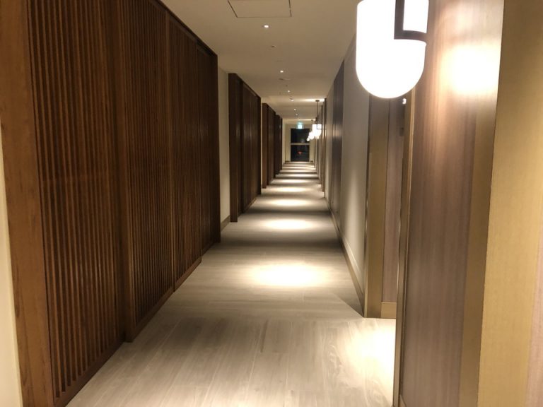 客室階の廊下