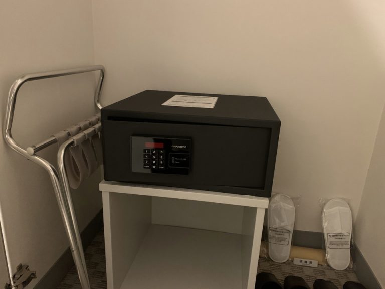 セーフティボックス閉