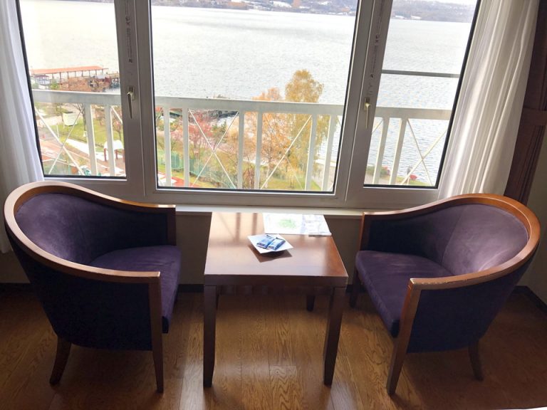 テーブル・チェア(1)