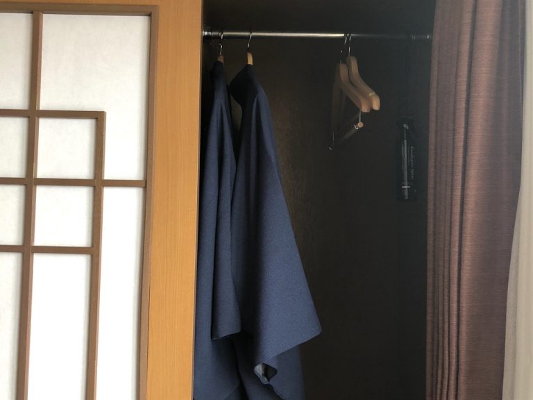 クローゼット内
