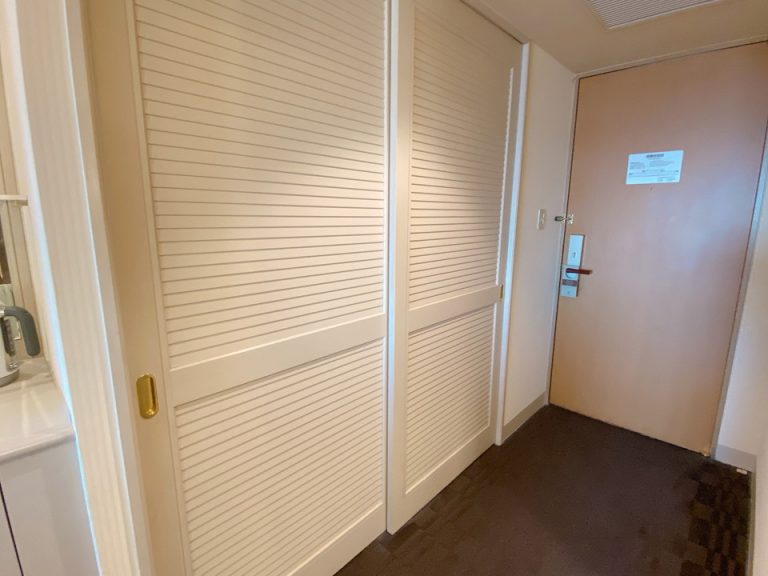 室内からのドア