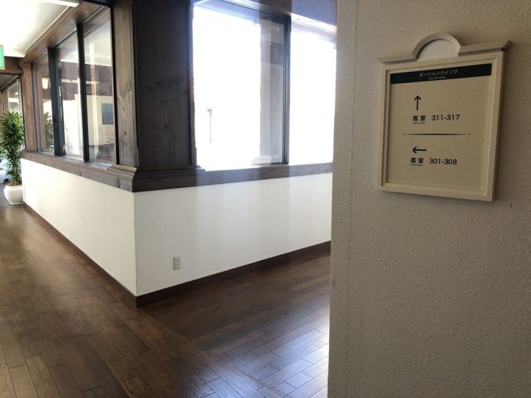 客室廊下全体②