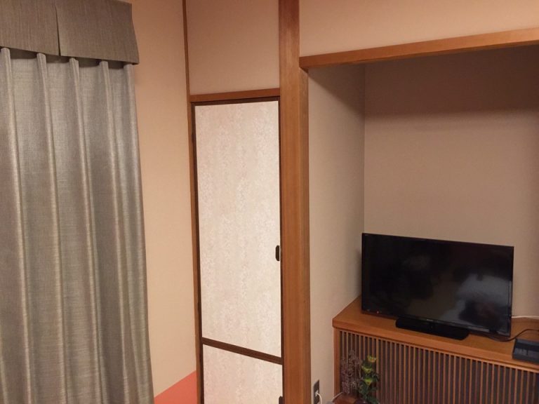 クローゼット(扉を閉めた状態)