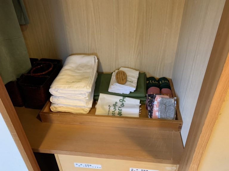 押し入れ(開けた状態)