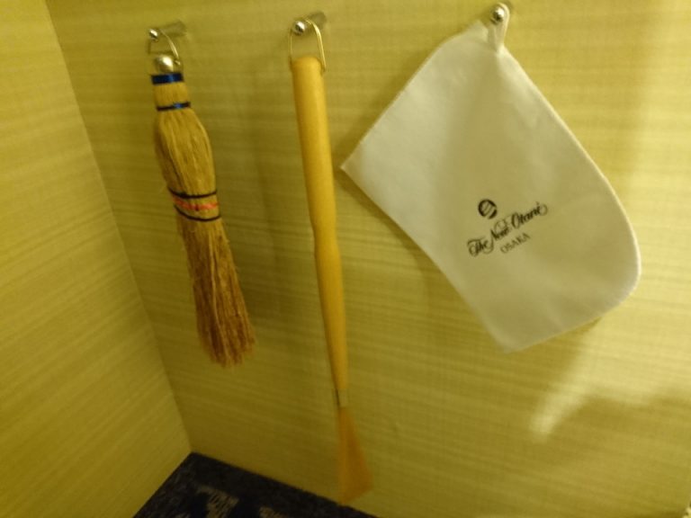 ミトン、靴ベラ、ハケ