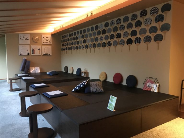 大浴場休憩コーナー朝