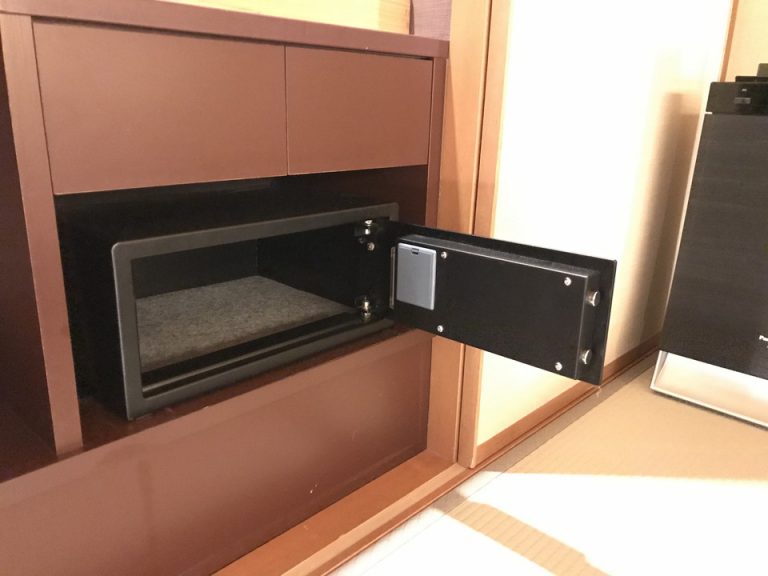 セーフティーボックス開けた状態