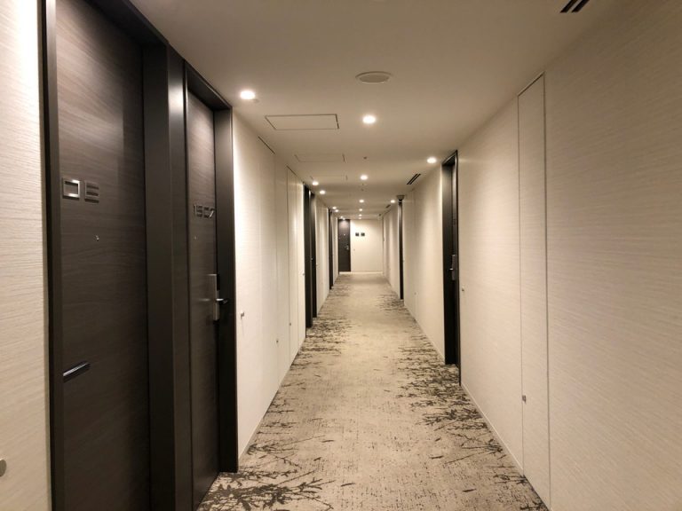 客室階廊下