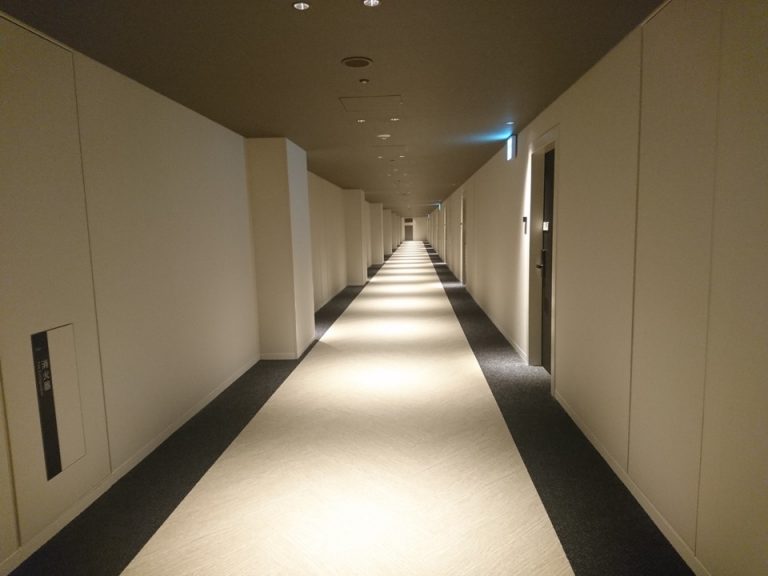 客室階廊下