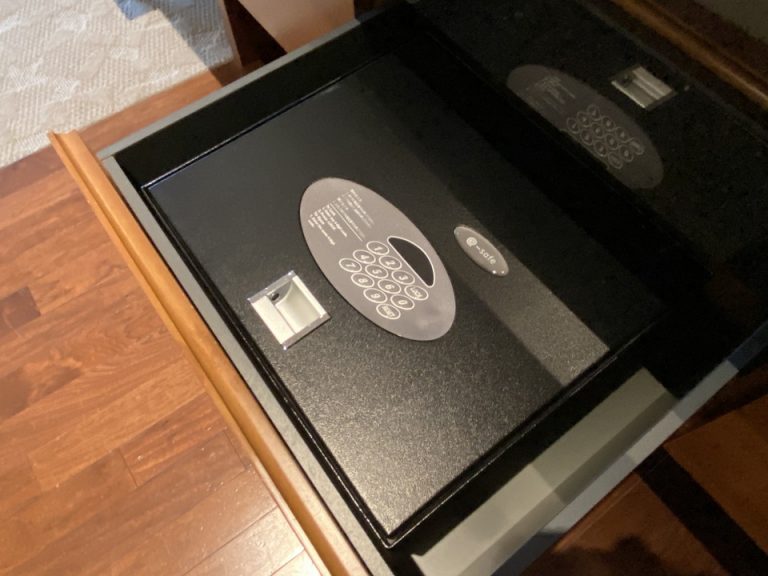 セーフティボックス(閉じた状態)