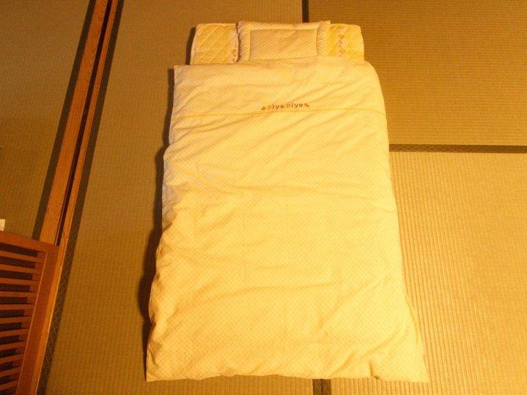 赤ちゃん用の布団