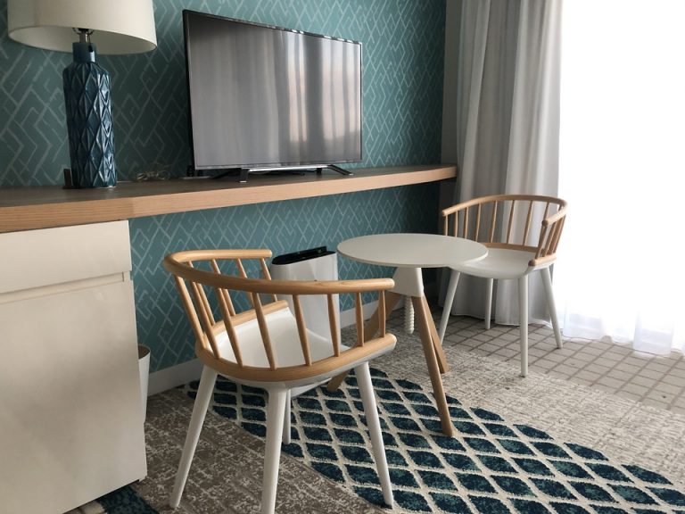 ベット方向からTV