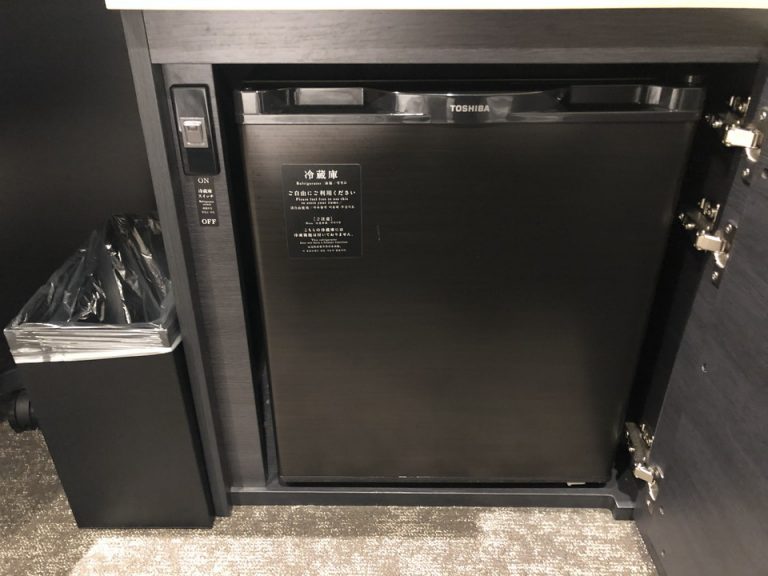 冷蔵庫オープン