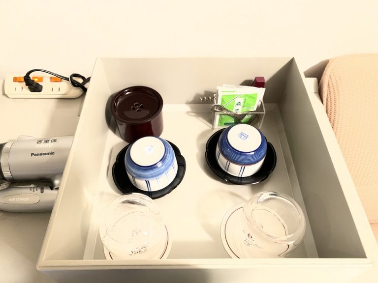 カフェ・グラス