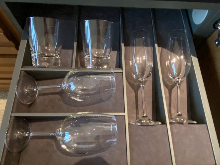 グラス・カップ