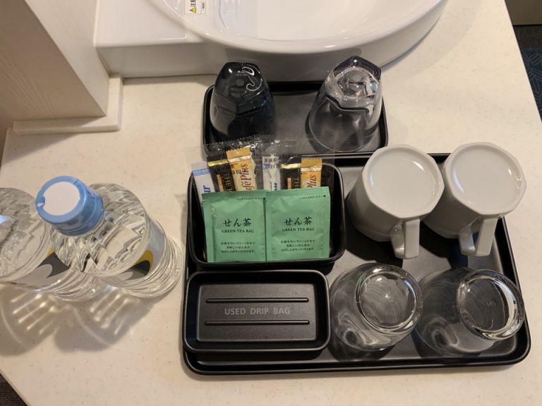 グラス・カップ