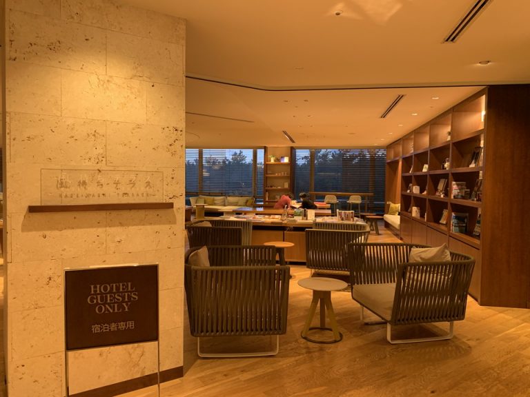 宿泊者専用カフェ