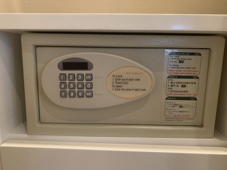 セーフティーボックス(閉じた状態)