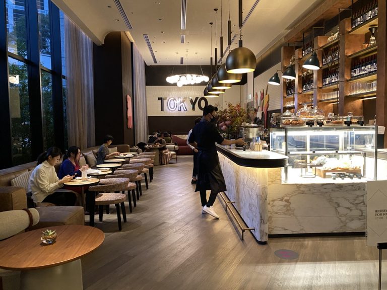 the jones cafe全体