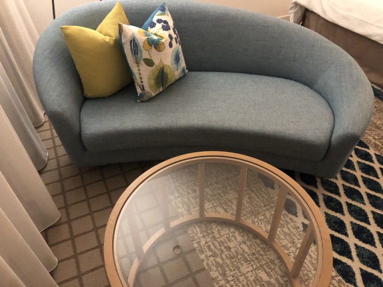 ソファ・デスク