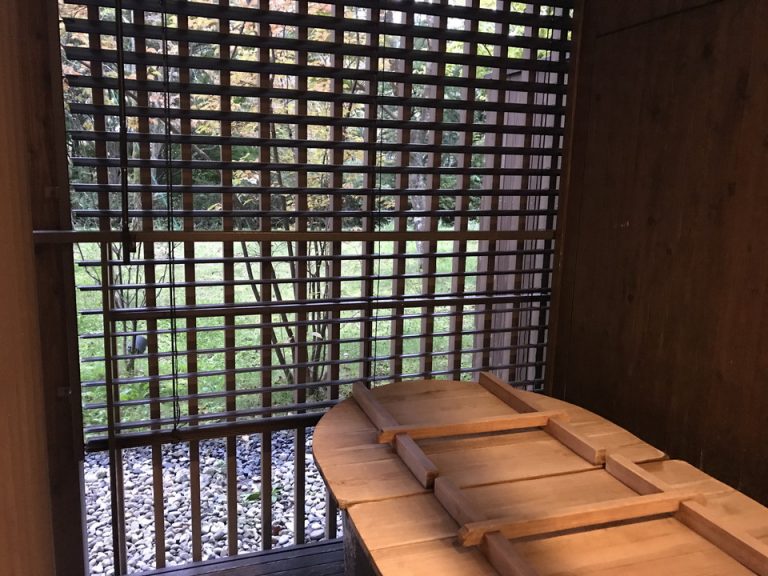 客室露天風呂からの眺め