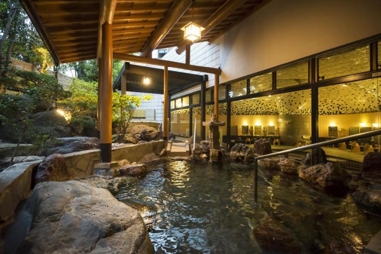 811377_17091414100056356332