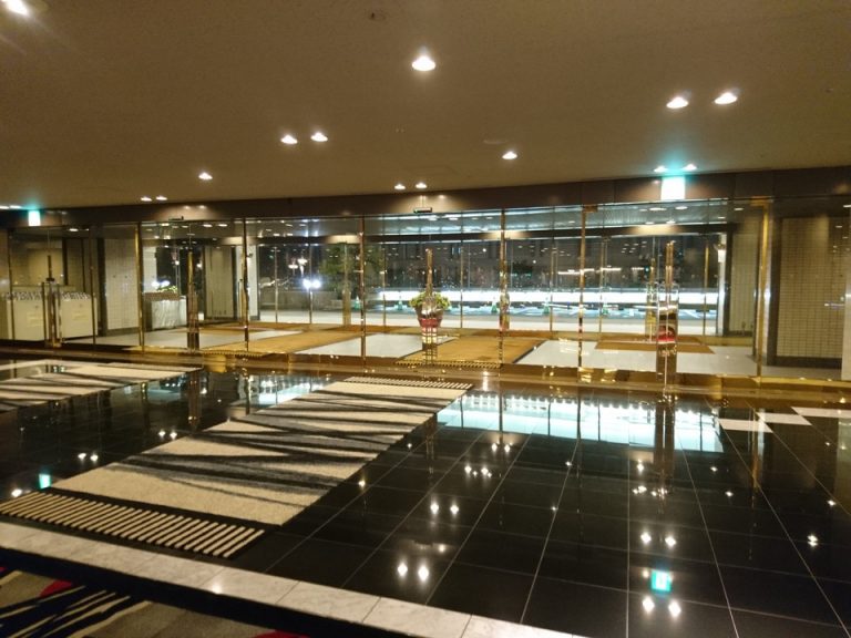 2階エントランス内観