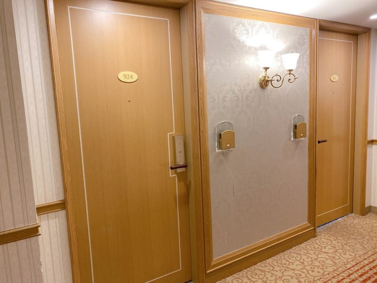 客室入口 全体