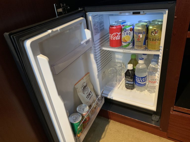 冷蔵庫(開けた状態)