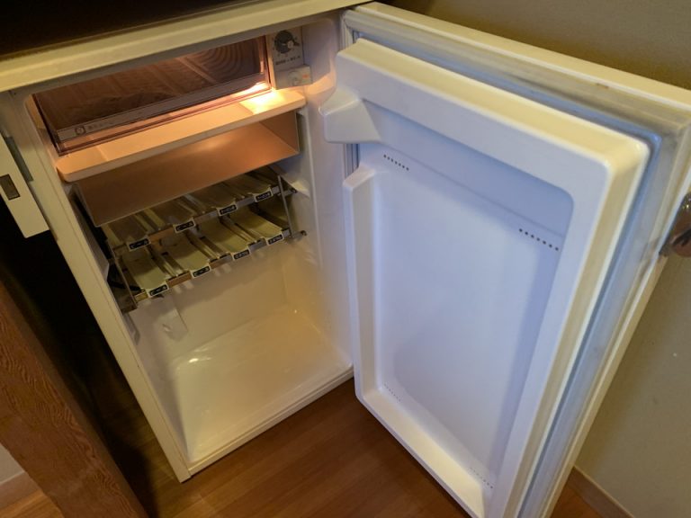 冷蔵庫(開けた状態)