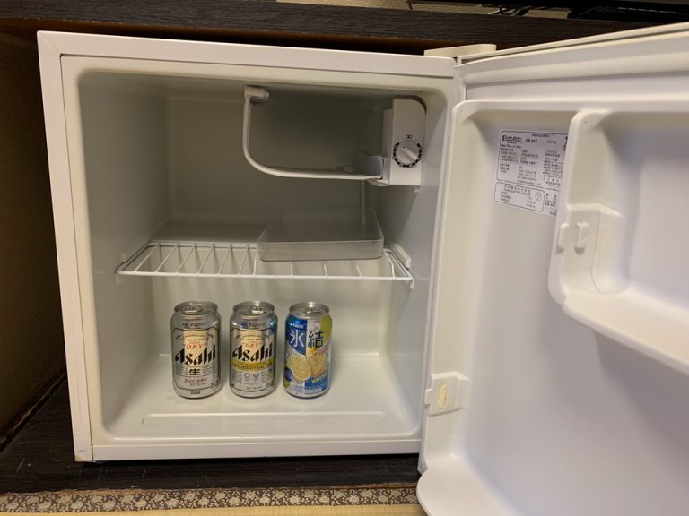 冷蔵庫(開けた状態)