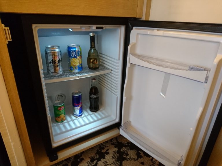 冷蔵庫(開けた状態)