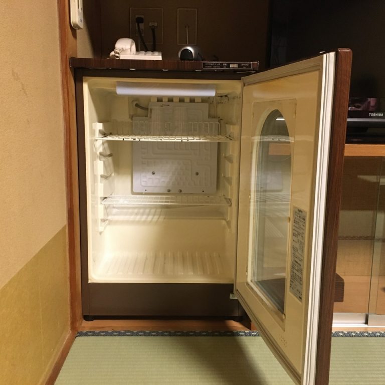 冷蔵庫(開けた状態)