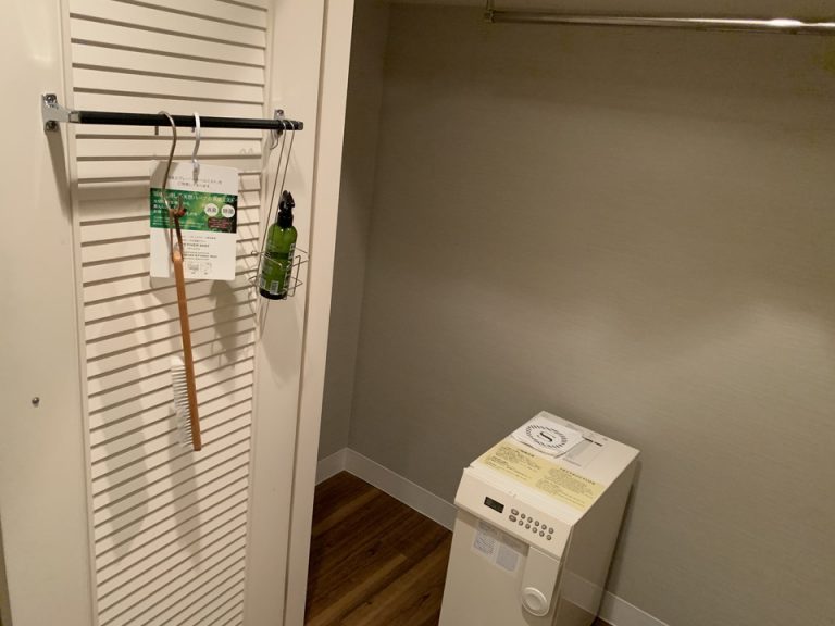 クローゼットルーム内(2)