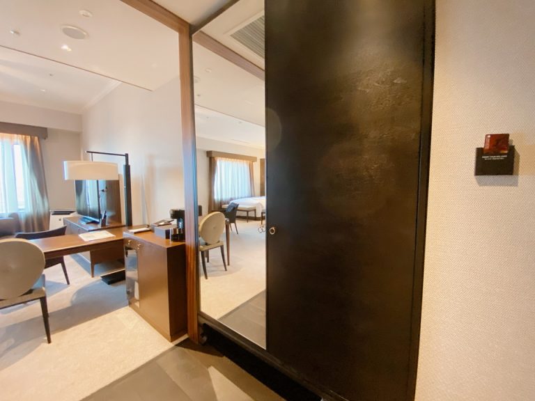 クローゼット閉じた時