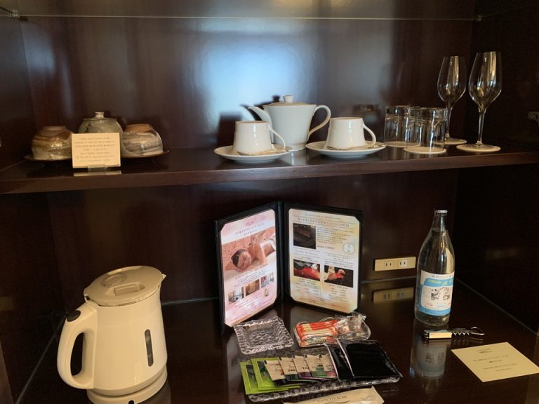 カフェスペース全体