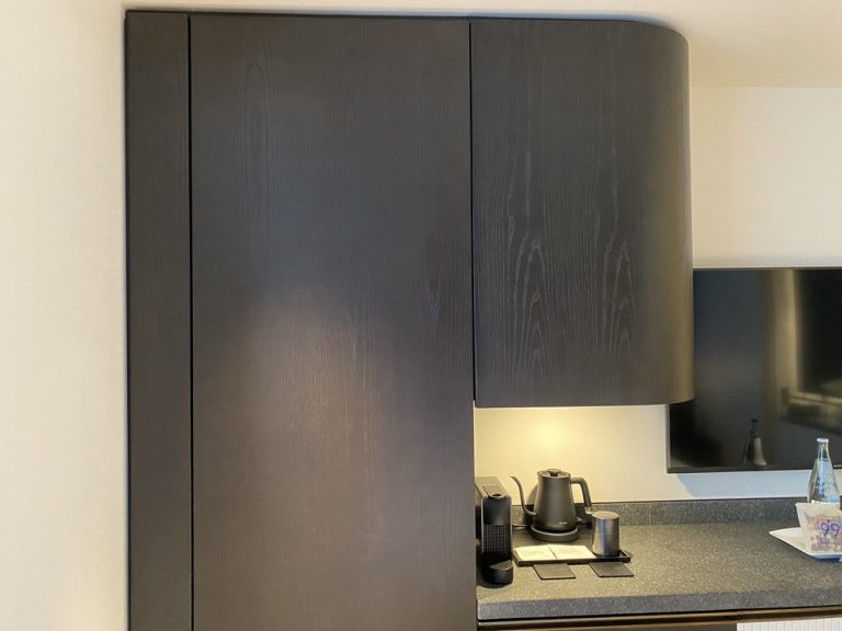 クローゼット(閉めた状態)