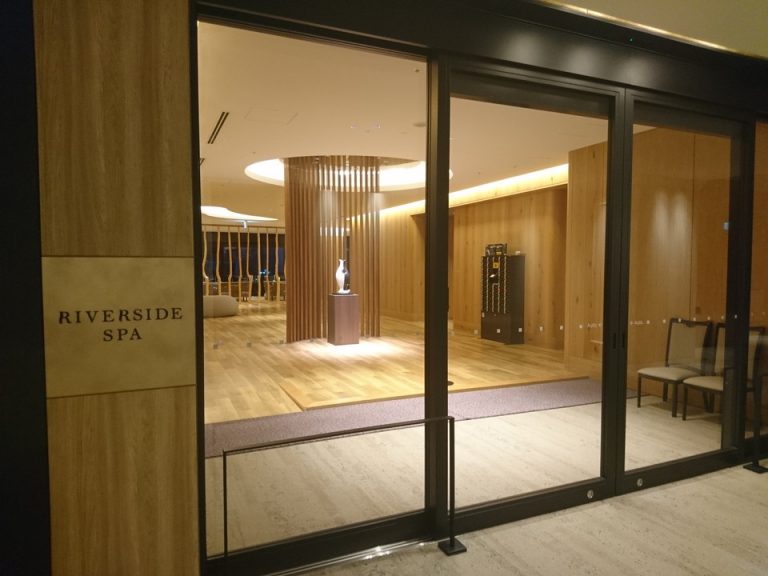 リバーサイドスパ入口
