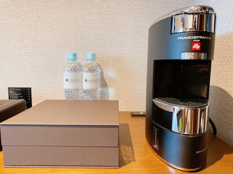 カフェ類(フリードリンク、illyは最上階宿泊者特典)