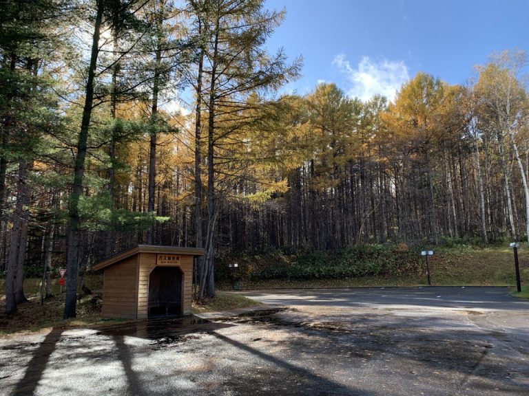 ホテル前バス停